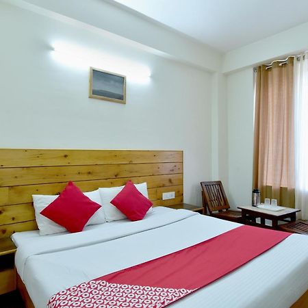 Oyo 13741 Rockwood Bnb Manāli Buitenkant foto