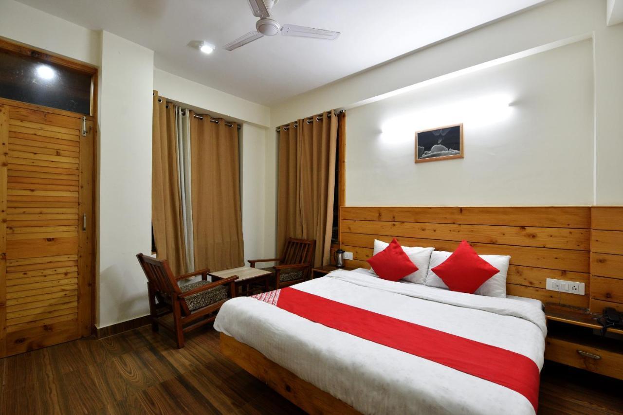 Oyo 13741 Rockwood Bnb Manāli Buitenkant foto