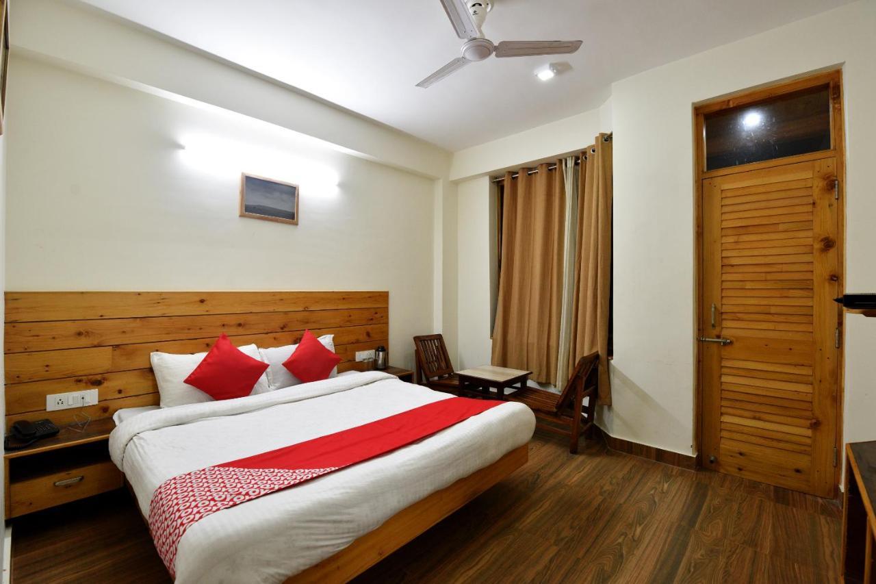 Oyo 13741 Rockwood Bnb Manāli Buitenkant foto