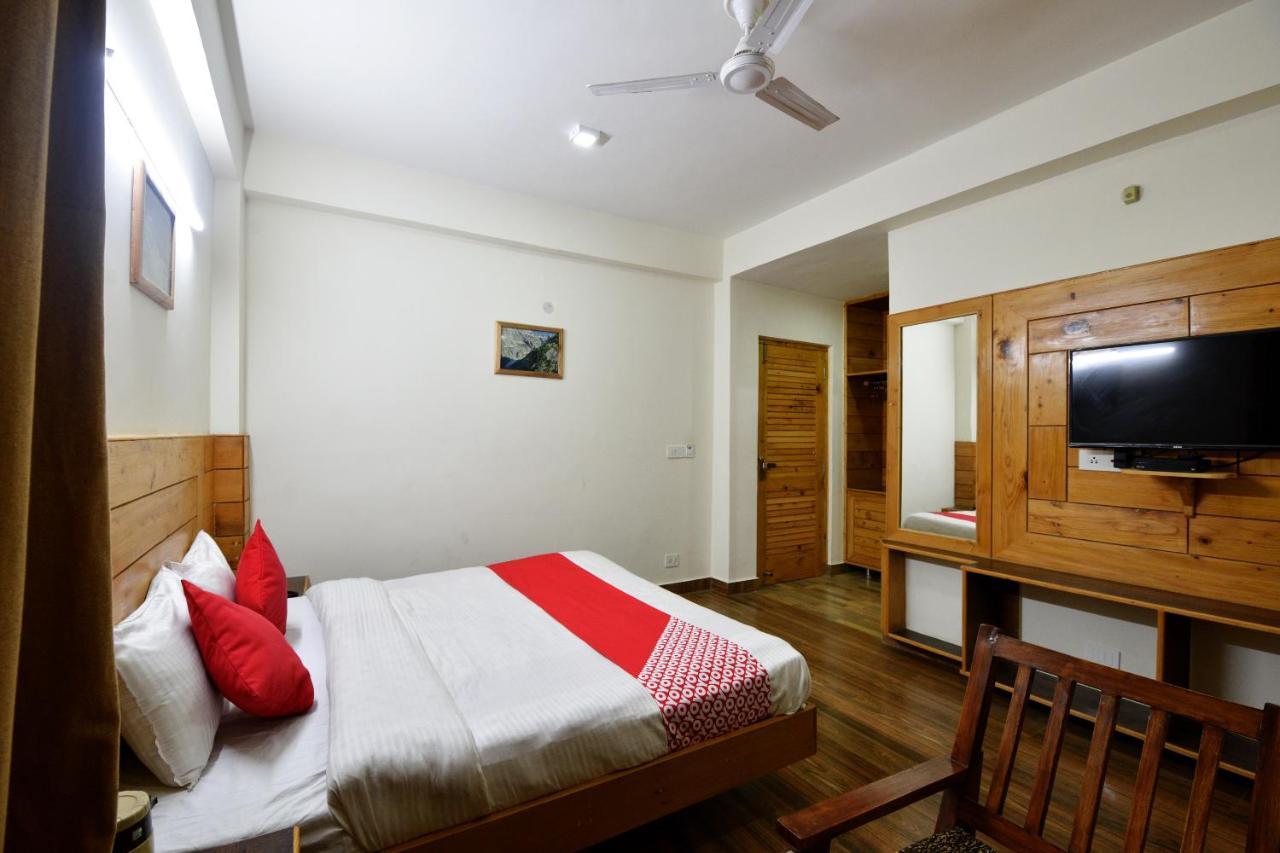 Oyo 13741 Rockwood Bnb Manāli Buitenkant foto