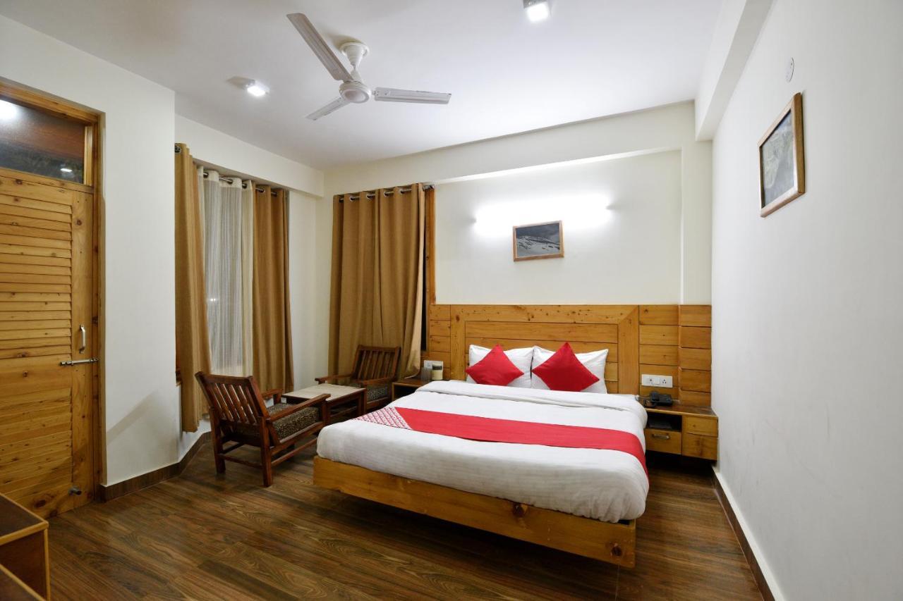 Oyo 13741 Rockwood Bnb Manāli Buitenkant foto