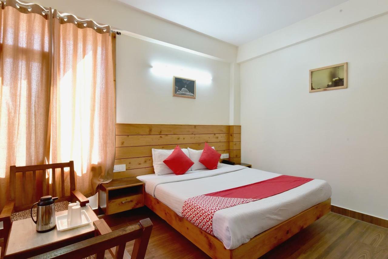 Oyo 13741 Rockwood Bnb Manāli Buitenkant foto