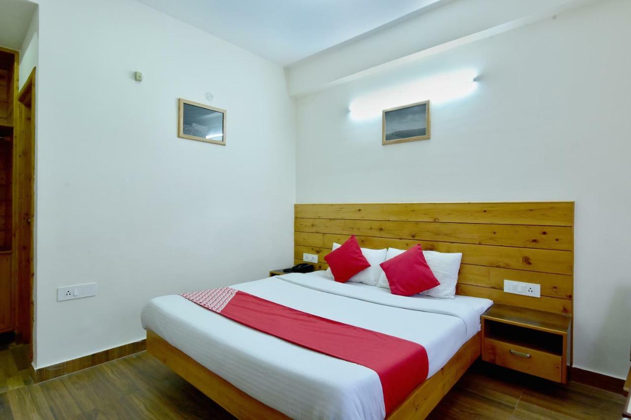 Oyo 13741 Rockwood Bnb Manāli Buitenkant foto