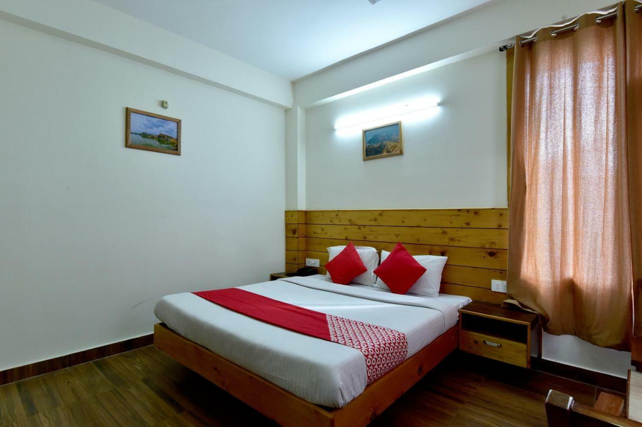 Oyo 13741 Rockwood Bnb Manāli Buitenkant foto