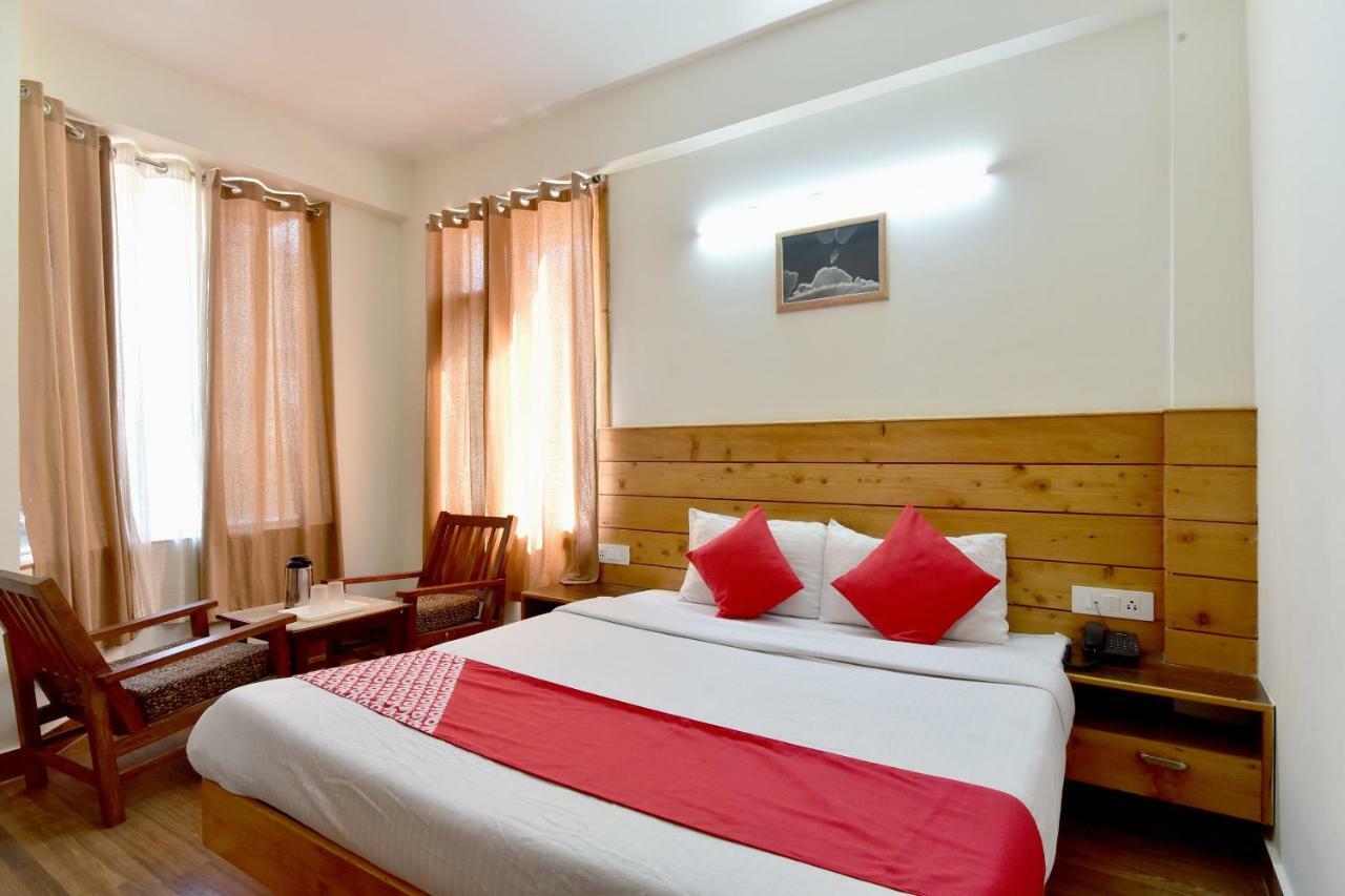 Oyo 13741 Rockwood Bnb Manāli Buitenkant foto