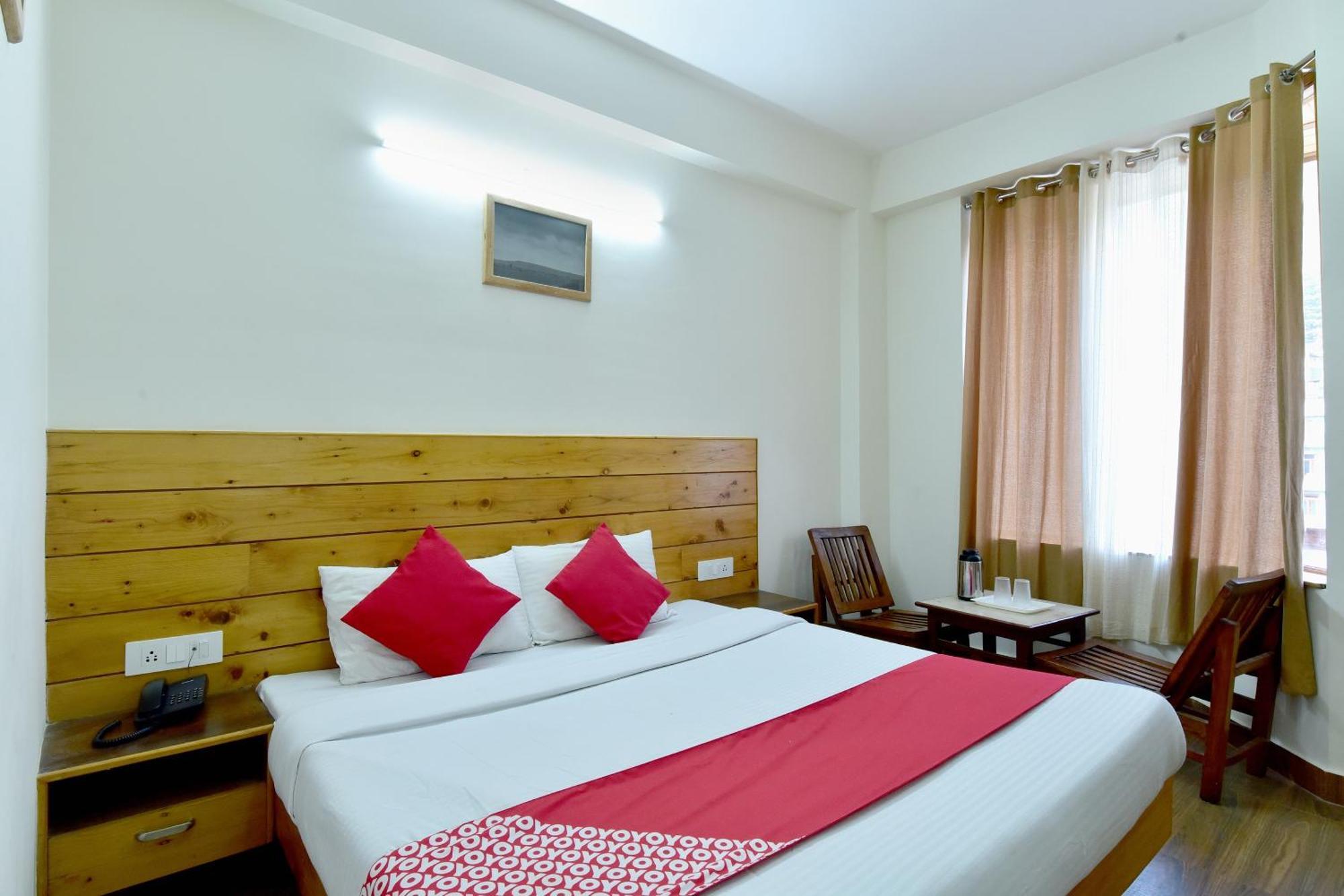 Oyo 13741 Rockwood Bnb Manāli Buitenkant foto